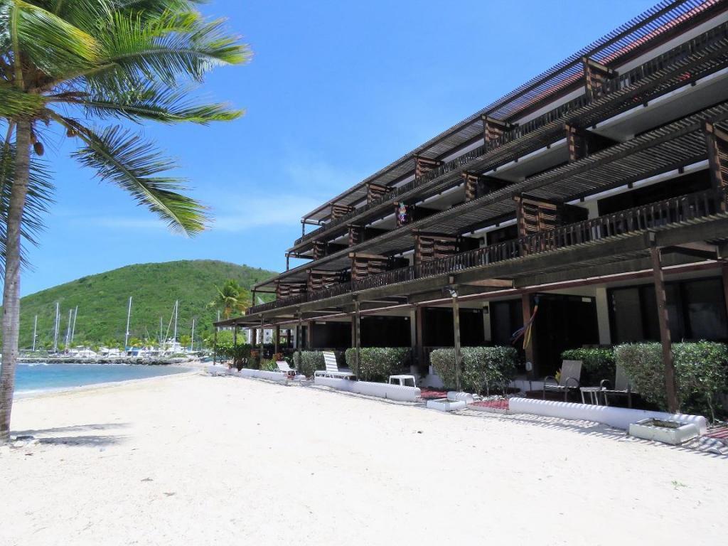 East End  Sapphire Beach Resort And Marina מראה חיצוני תמונה